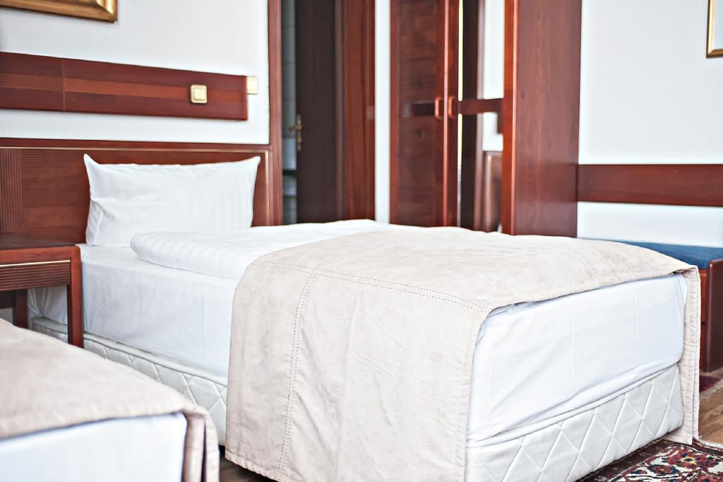 Ravel International Hotel Offenbach am Main Quarto foto